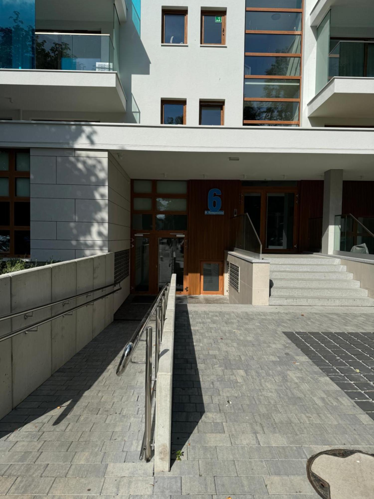 4Summer Kolobrzeg Apartamenty White Blue Sauna & Fitness & Parking 100 Metrow Do Pieknej Szerokiej Piaszczystej Plazy, Wspanialy Widok Z Duzego Tarasu! 100 Meter Zu Einem Schoenen Breiten Sandstrand, Herrliche Aussicht Von Einer Grossen Terrasse! Extérieur photo